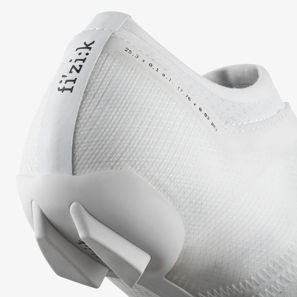 Велотуфли Fizik VEGA Carbon