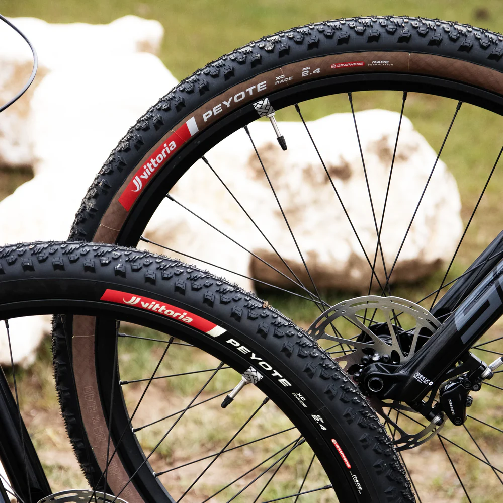 Покрышка MTB Vittoria Peyote XC Race Folding 29x2.40"