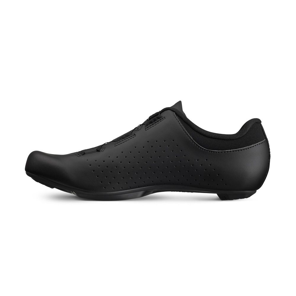 Велотуфли Fizik VENTO OMNA (45,5, Черный)